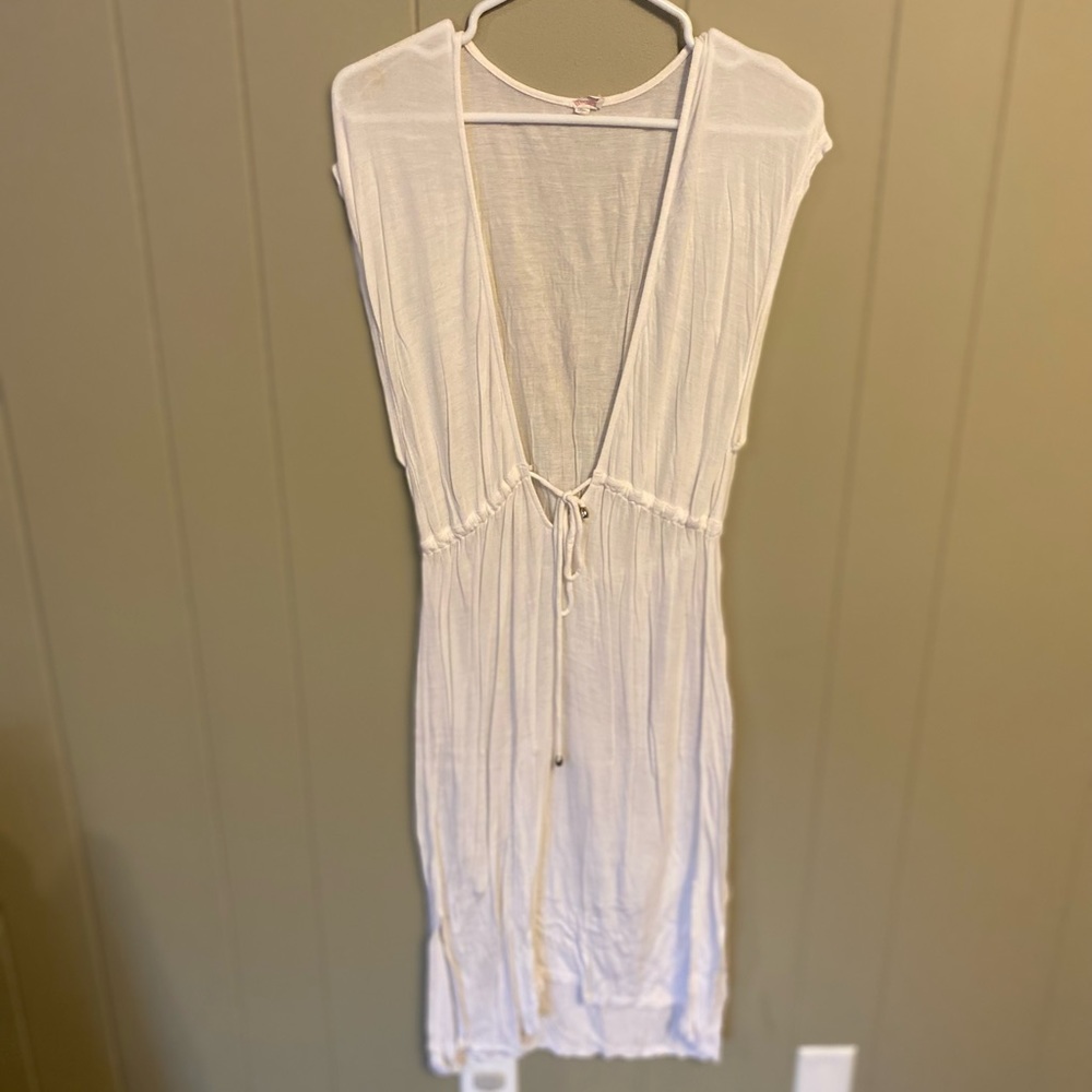 White pool coverup